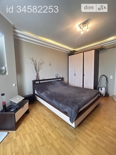 Sale of 1-room apartment 52.5 sq. m. on Mykoly Golego St. 5 • ID 3