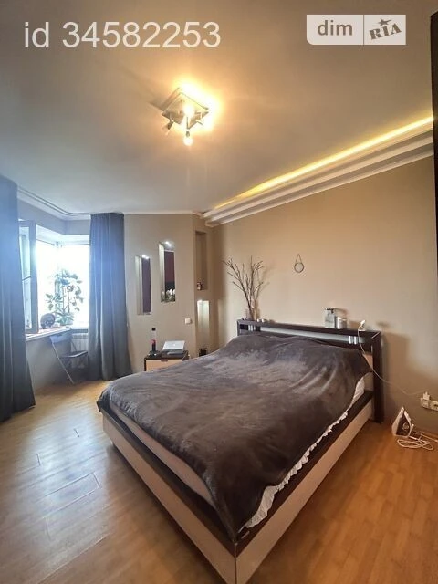 Sale of 1-room apartment 52.5 sq. m. on Mykoly Golego St. 5 • ID 3