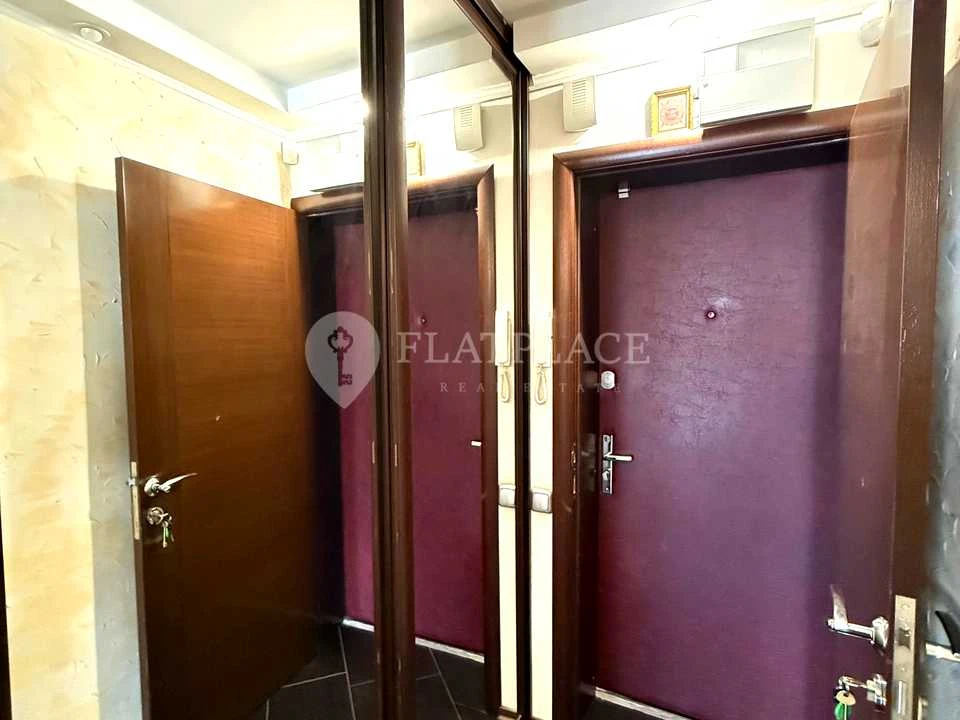 Квартира. Київ, Костянтинівська вул.