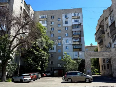 Квартира. Київ, Костянтинівська вул.