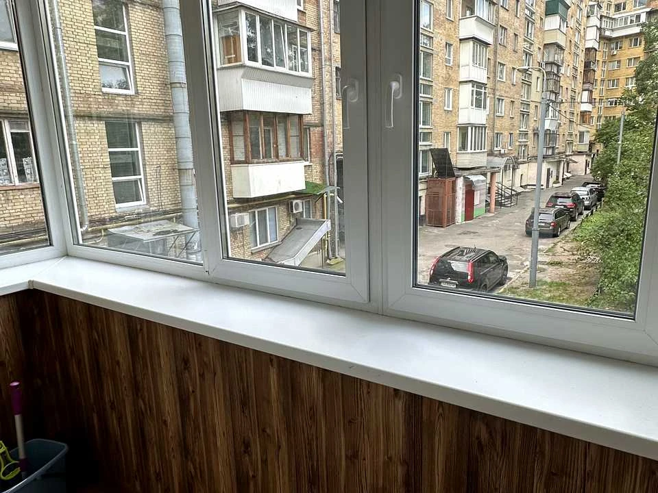 Квартира. Київ, Бастіонна вул.
