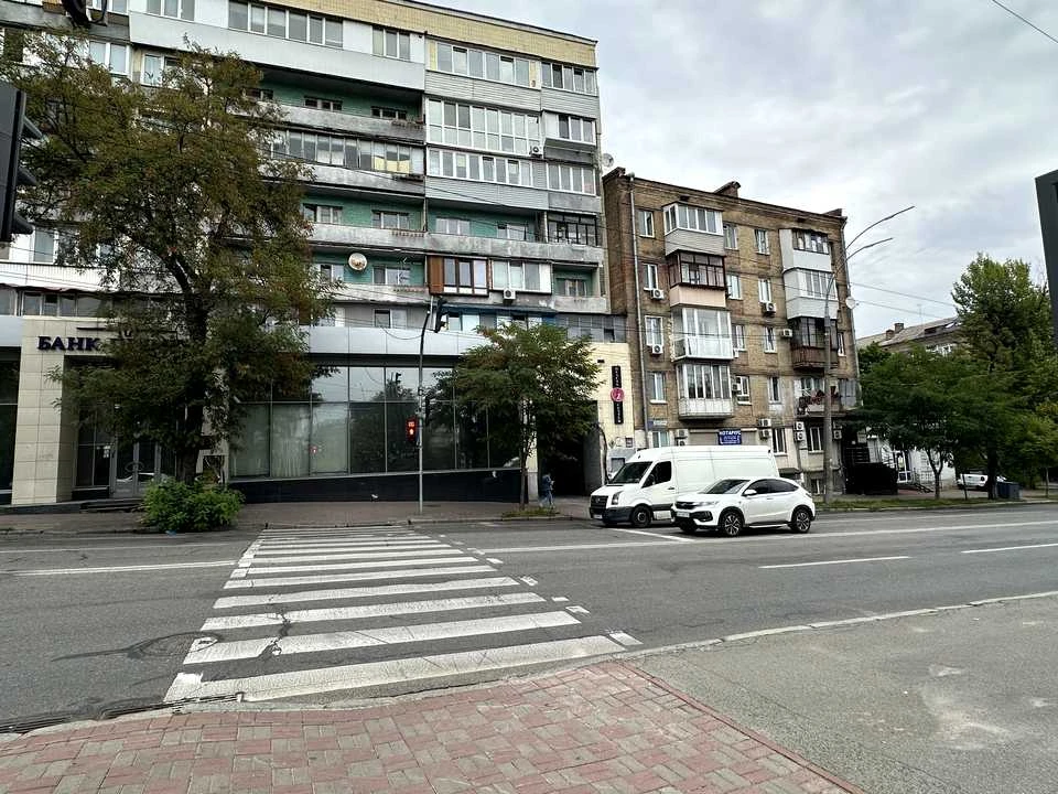 Квартира. Київ, Бастіонна вул.