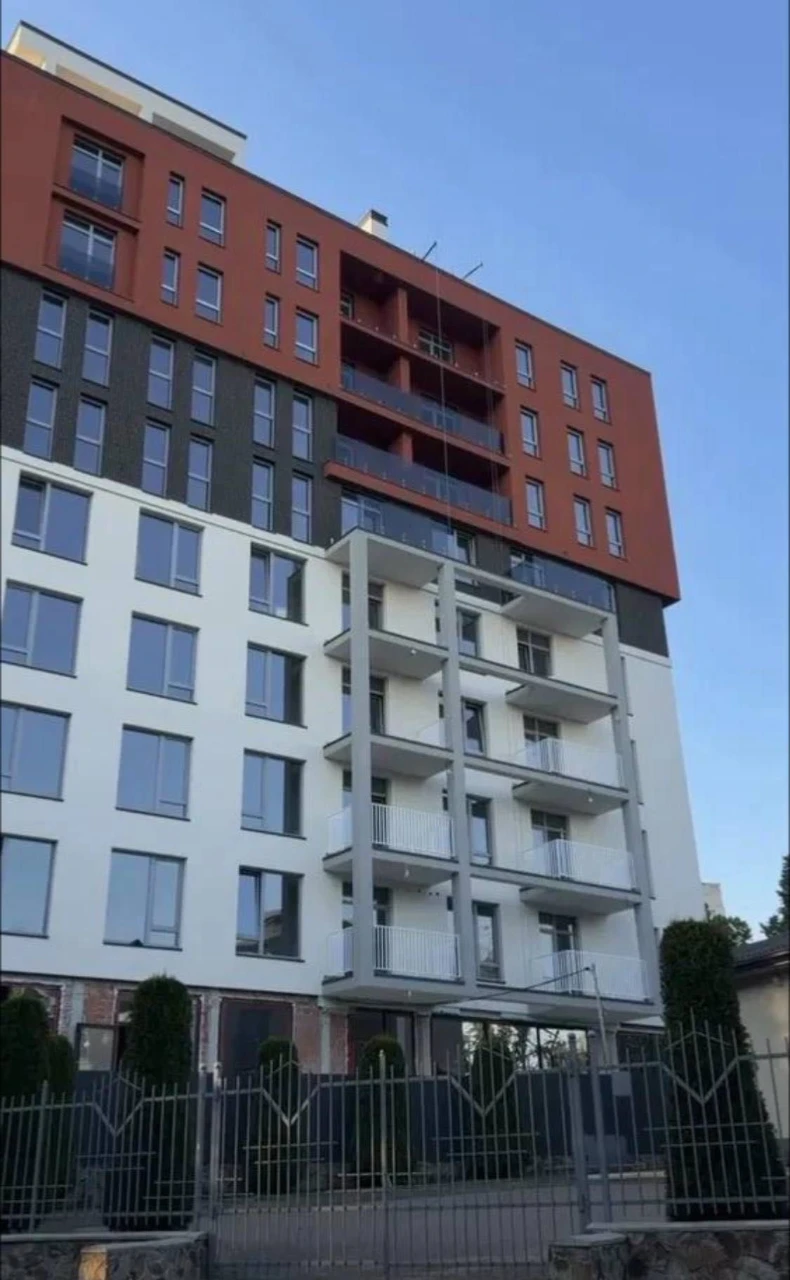 Продаж 1 кімнатної квартири з балконом з видом на парк ЖК Ве