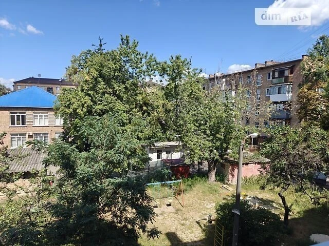 Sale of 2-room apartment 45 sq. m. on Yuriy Lytvynskogo St. 33 • I