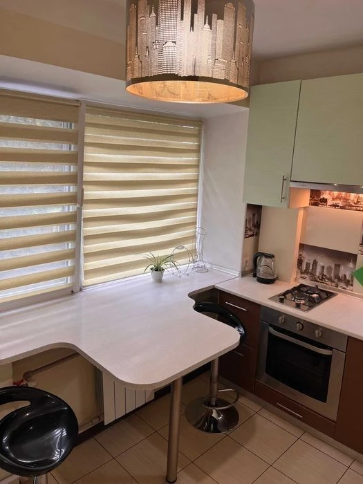 For sale two-room apartment 40.4 m2 Ak. Shalimova 22 (Heroiv S