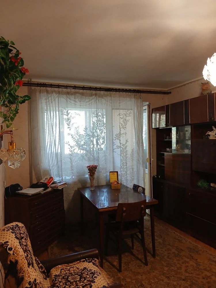 Продам 2 комнт квартиру Сегедская/ 2 фонтана
