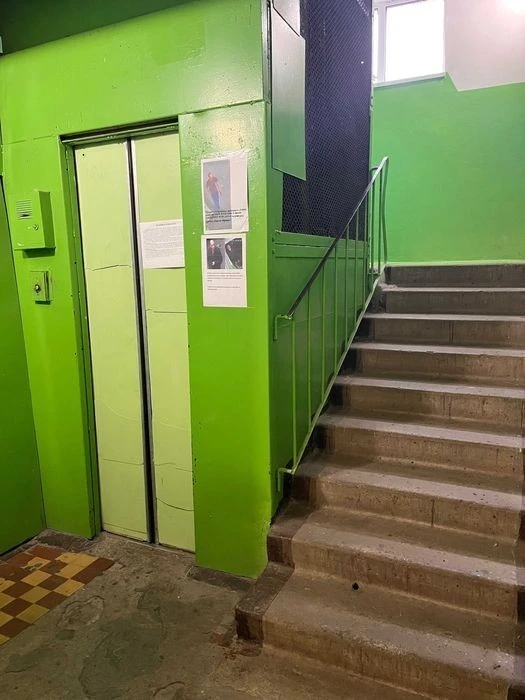 For sale two-room apartment 40.4 m2 Ak. Shalimova 22 (Heroiv S