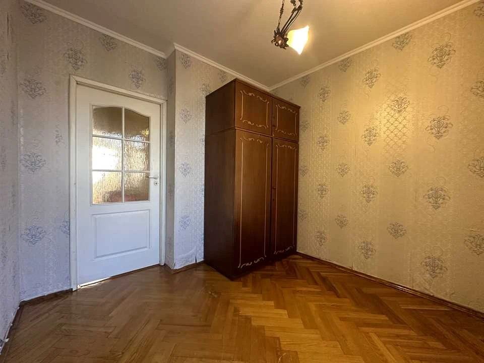 Квартира. Київ, Володимира Івасюка просп. (Героїв Сталінград