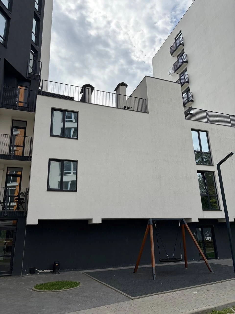 Продаж 2 кімнатної квартири з терасою ЖК ARTHOUSE park вул М