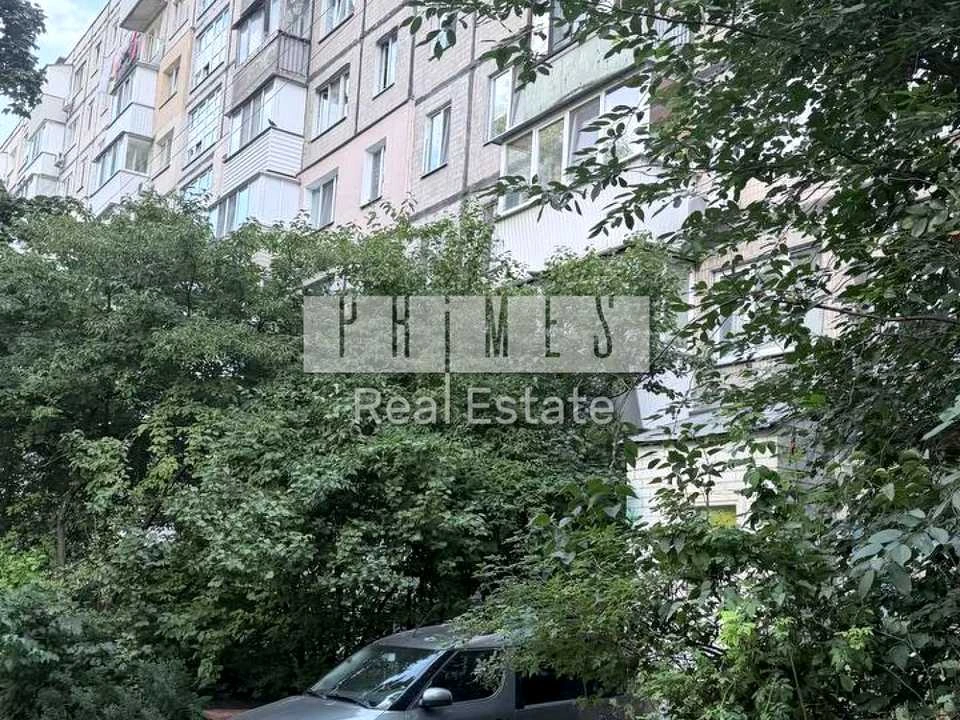 Квартира. Киев, Зодчих ул.