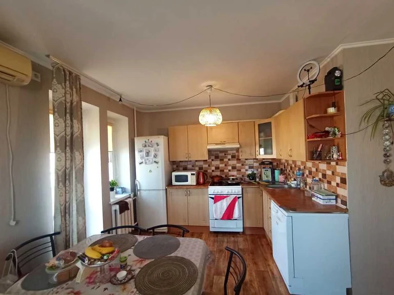 Квартира. Одеса, Семена Палія вул. (Дніпропетровська дорога)