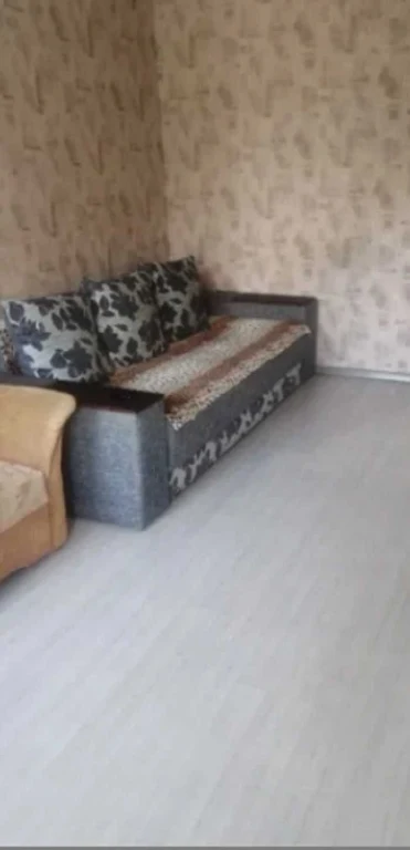 Двух комнатная квартира в Малиновском районе.