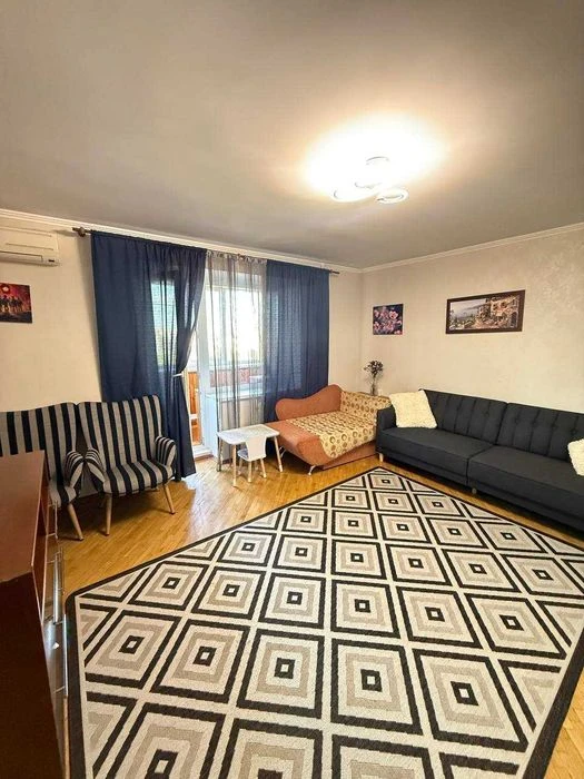 2-room apartment for sale - Kharkivske shosse, 60