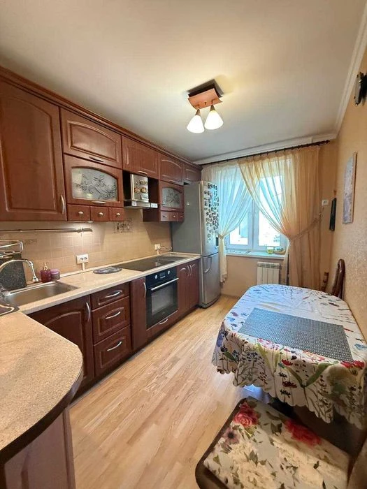 2-room apartment for sale - Kharkivske shosse, 60