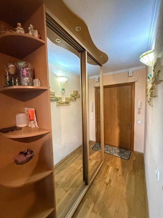 2-room apartment for sale - Kharkivske shosse, 60