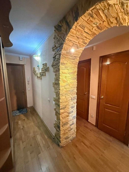 2-room apartment for sale - Kharkivske shosse, 60