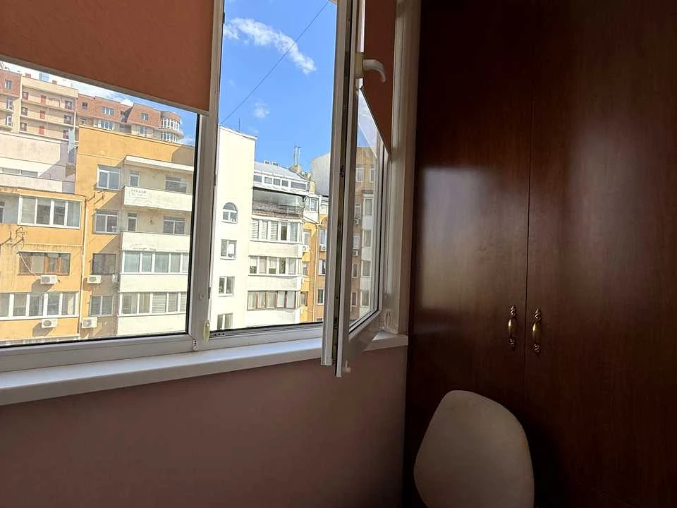 Квартира. Одеса, Одеської громади вул. (Авдєєва-Чорноморсько