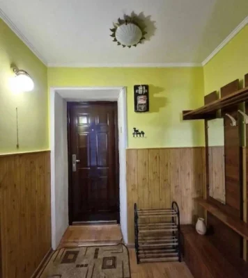 Продаж 2 кімнатної квартири в центрі міста