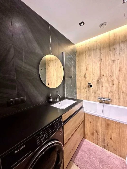 Продам 3к квартиру в ЖК Набережный квартал, Победа-1