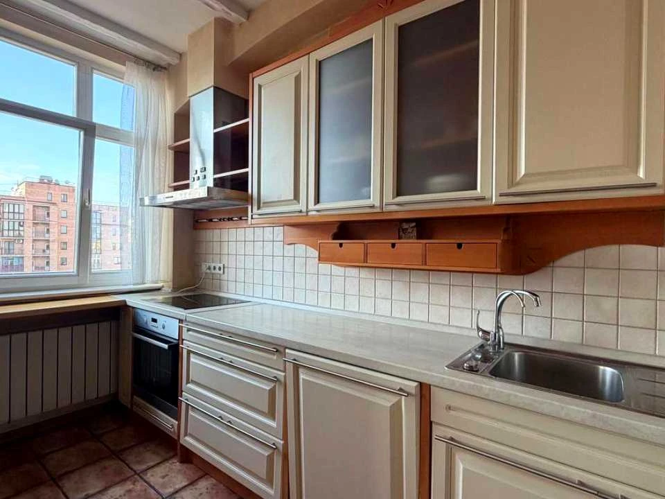 Квартира. Київ, Бульварно-Кудрявська вул. (Воровського)