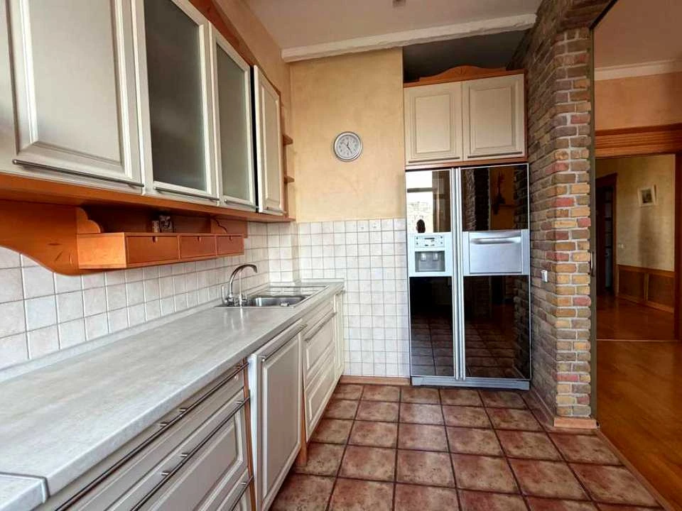 Квартира. Київ, Бульварно-Кудрявська вул. (Воровського)