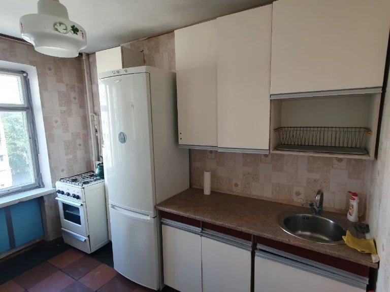 Продаж 3-кімнатної квартири 71 м², Юрія Литвинського вул., 8