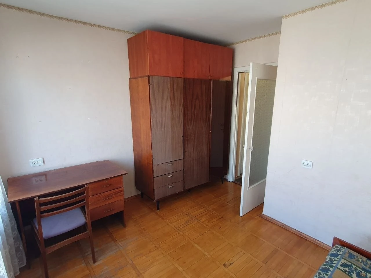 Продаж 3-кімнатної квартири 71 м², Юрія Литвинського вул., 8