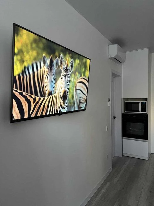 Продажа 2-комнатной квартиры 2 спальни и кухня-студия в ЖК S
