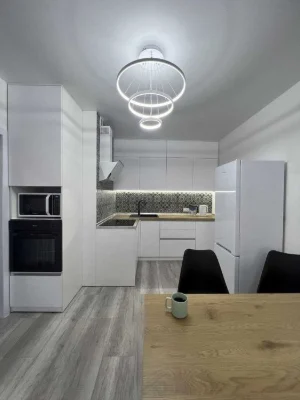 Продажа 2-комнатной квартиры 2 спальни и кухня-студия в ЖК S