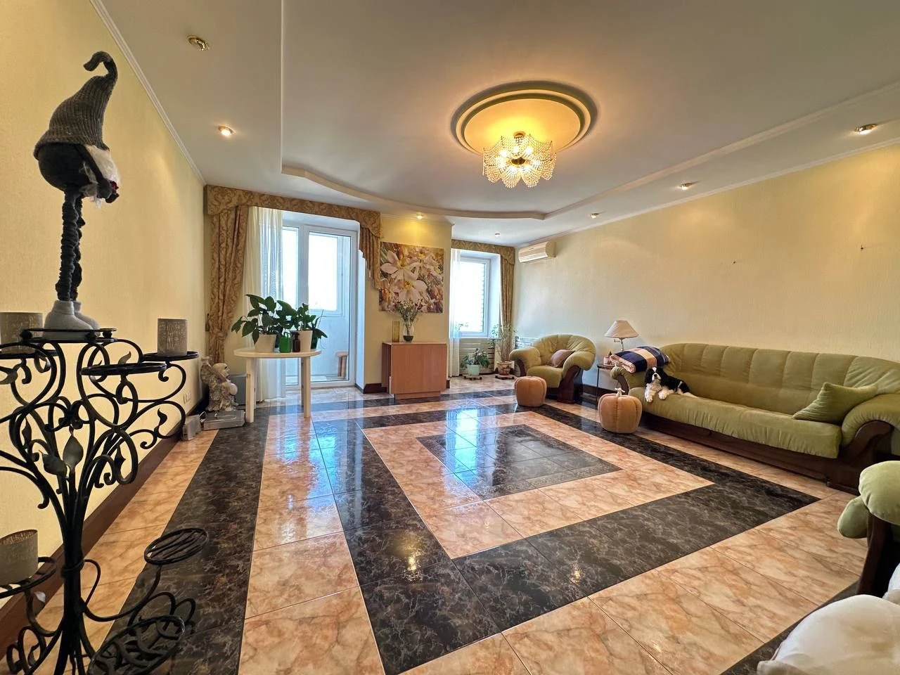 Продам 4к квартиру Рабочая Макарова