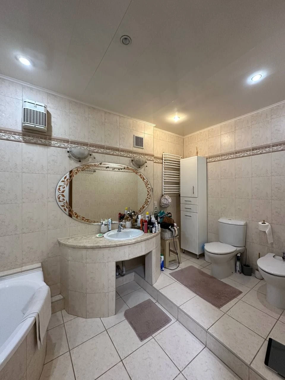 Продам 4к квартиру Рабочая Макарова