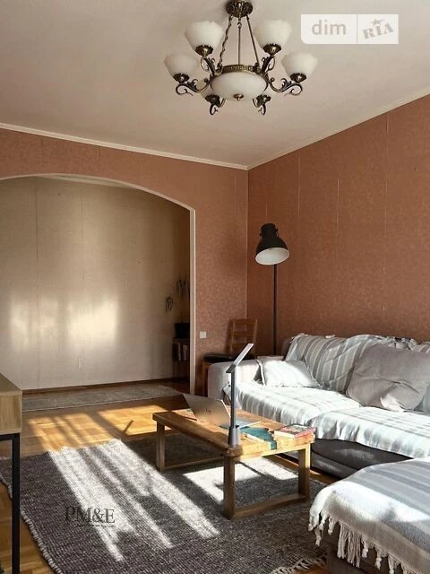 Sale of 3-room apartment 69 sq. m. on Levka Lukyanenka 5 street • ID