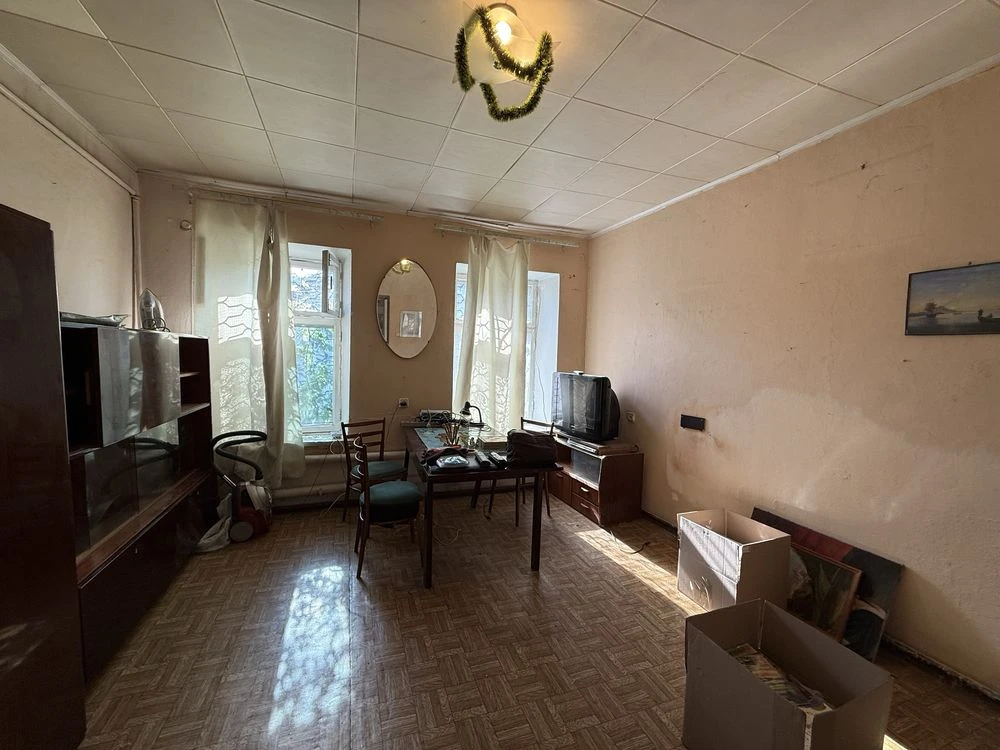 В продаже 1 к.кв. На Слободке ,АГВ.