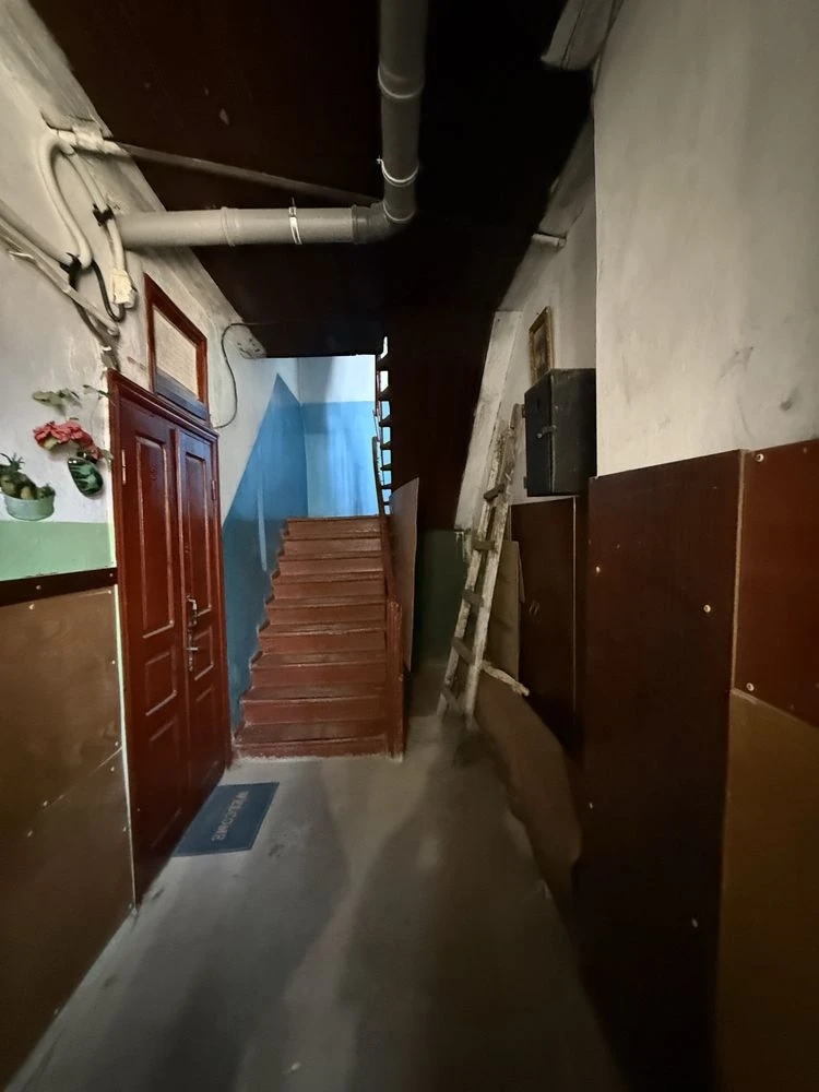 В продаже 1 к.кв. На Слободке ,АГВ.