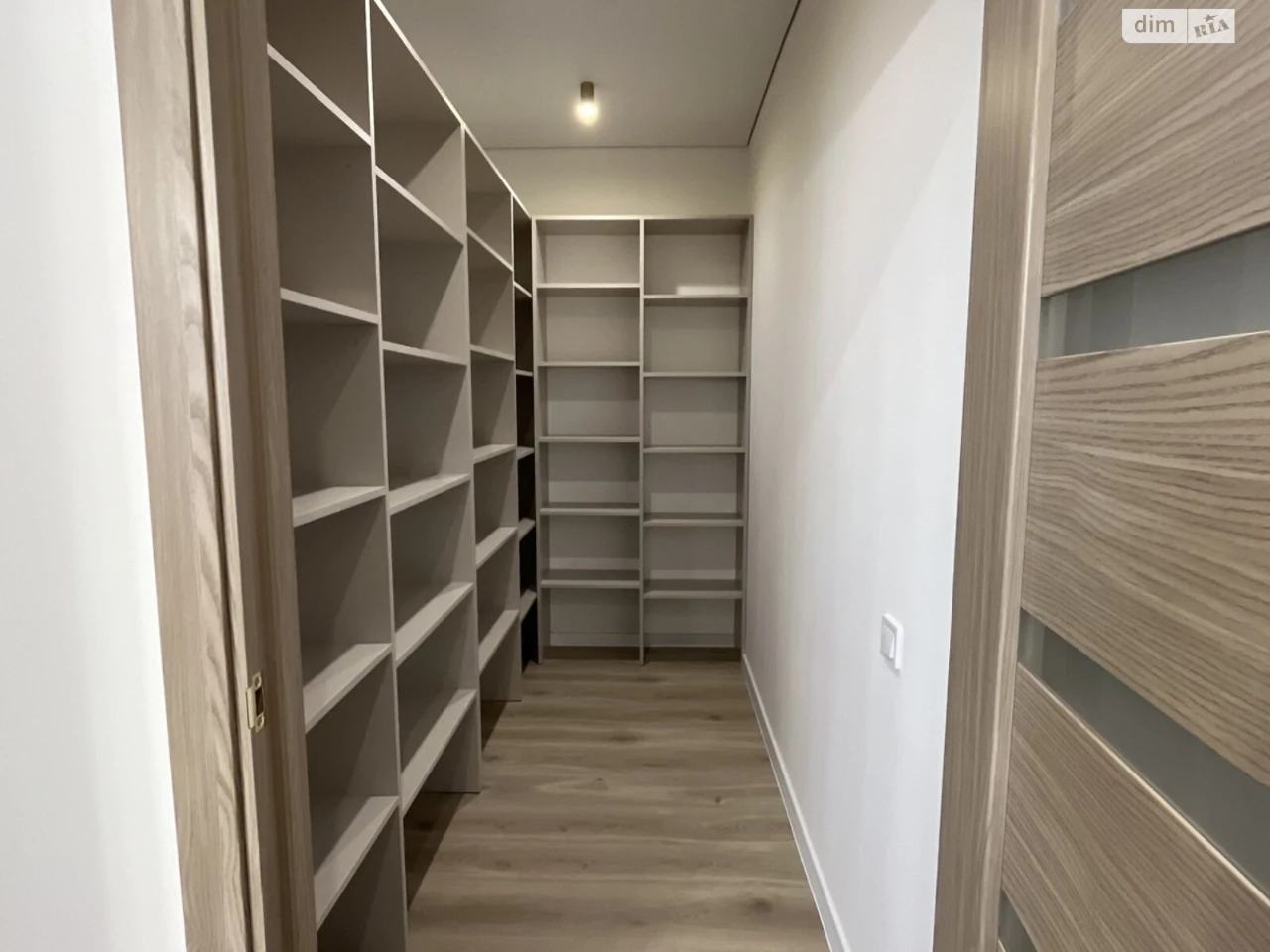 Продаж Квартира Академічний