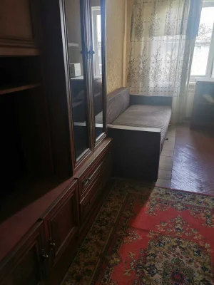 8m 1 квартира гостинка ХТЗ Александровский рынок метро Тракт