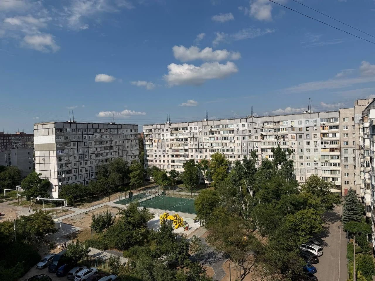 Купите двухкомнатную квартиру на Донецком шоссе, район Левоб