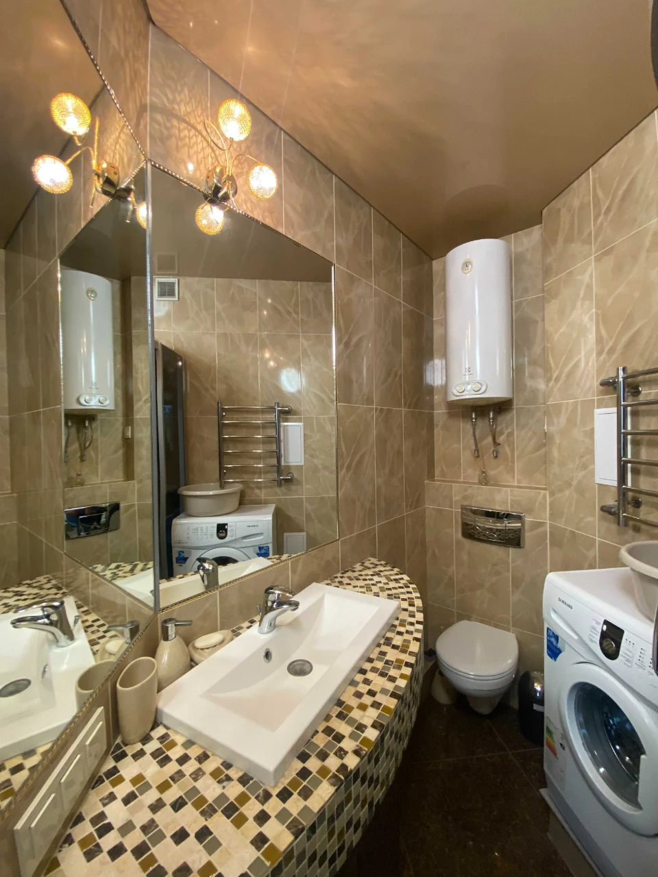 Продаж 1к квартири ЖК 4сезони, Максимовича,3Г, метро Васильк