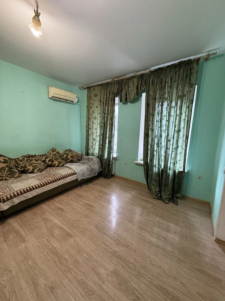 В продаже 2 к.кв. в центре Одессы . Свое АГВ!