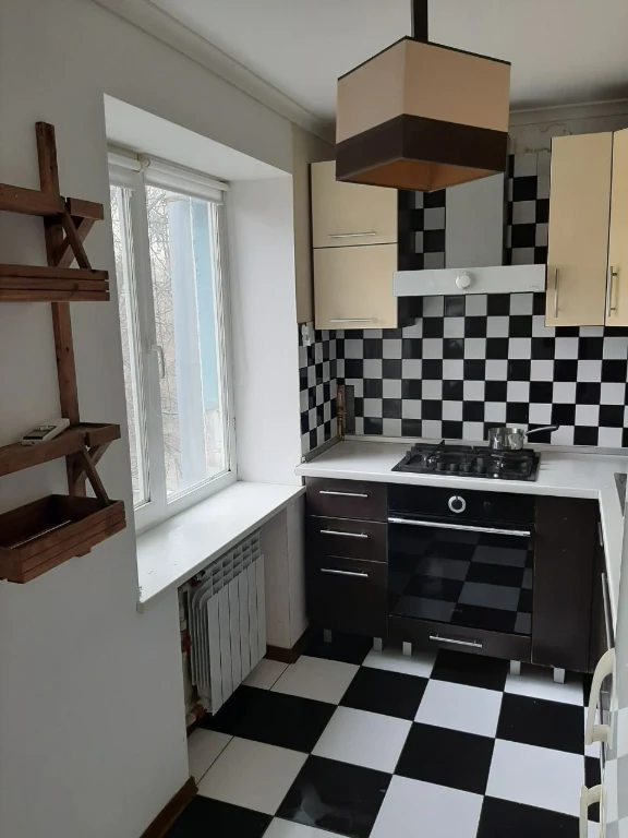 Продаж 3 кімнатної  квартири