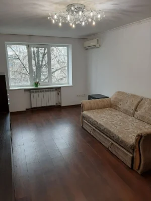 Продаж 3 кімнатної  квартири