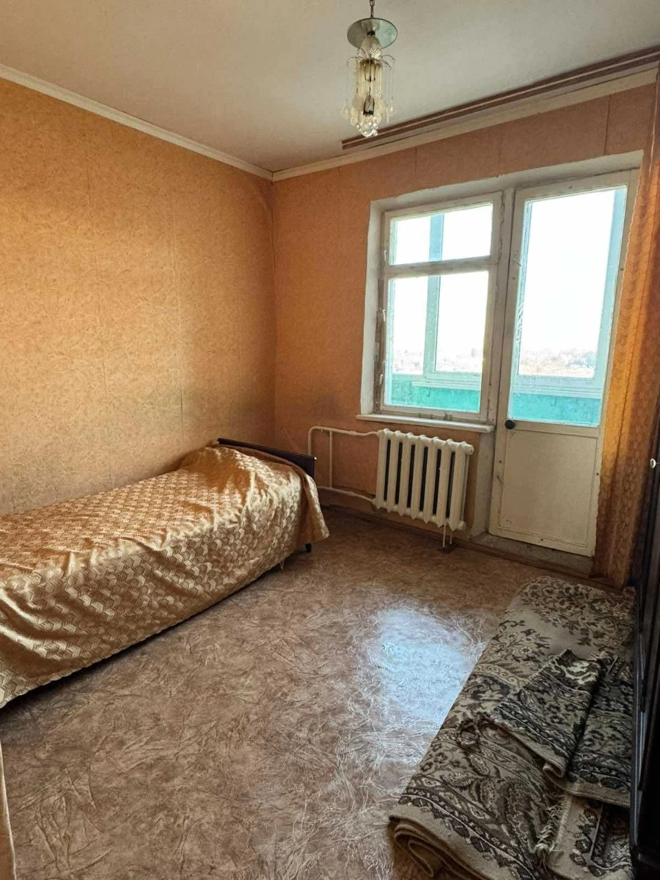 Терміновий продаж, трикімнатна квартира в хорошому стані ID4