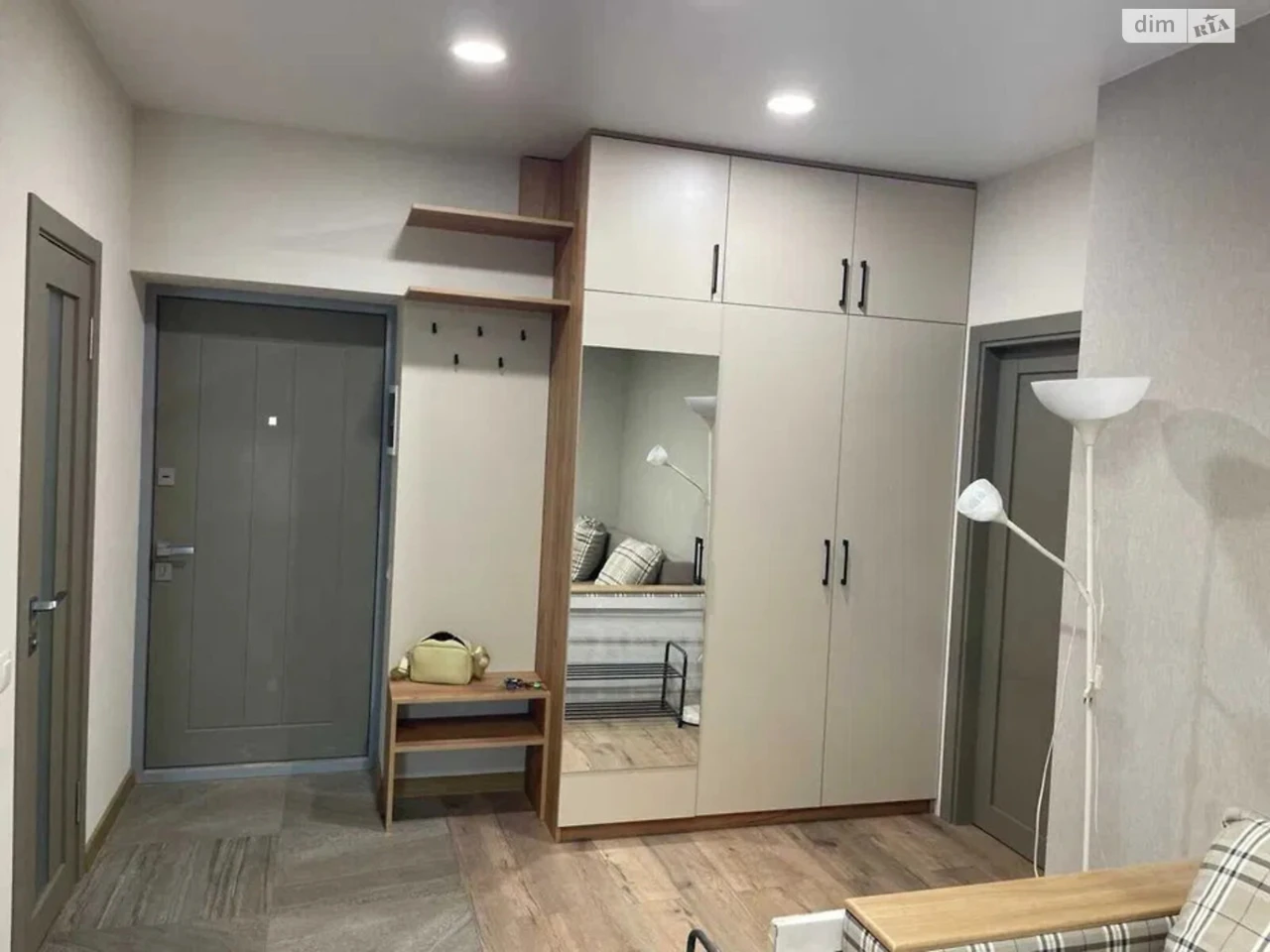 Sale Apartment Oleksiiivka