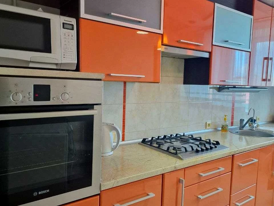 Квартира. Тернопіль, Злуки просп.
