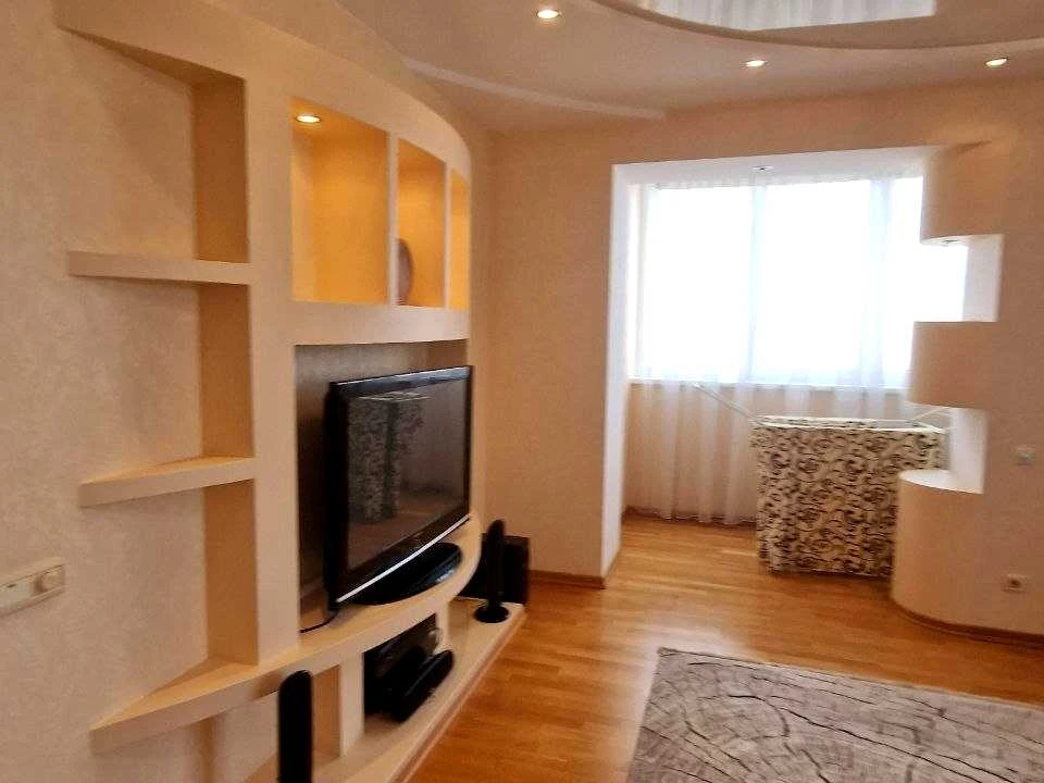 Квартира. Тернопіль, Злуки просп.