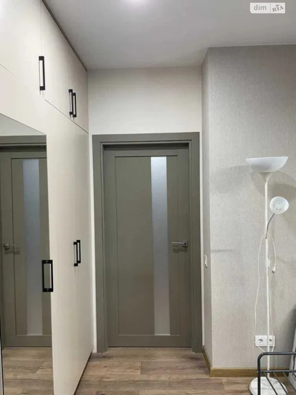 Sale Apartment Oleksiiivka