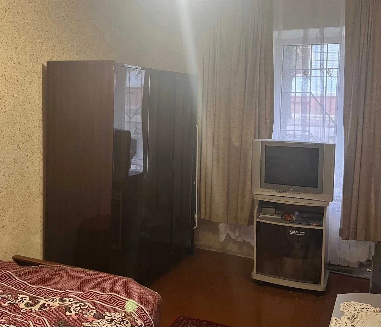 Продам 2-к квартиру 12-й квартал вул. Казакевича (Мирослава
