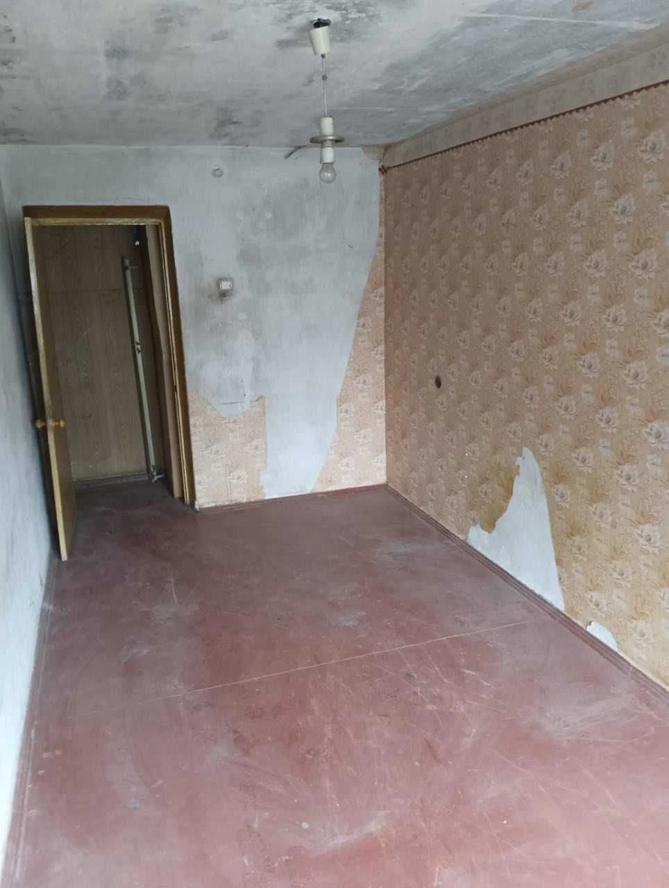 Продам 2 кімнатну квартиру по вулиці Дзвінка (кінець пр-т Сл