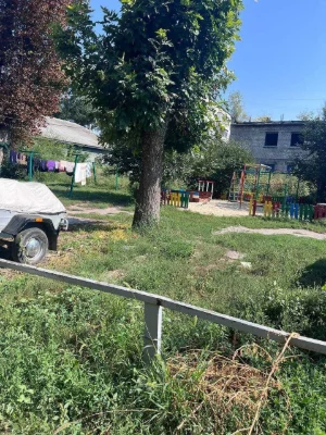 Продам 2 кімнатну квартиру по вулиці Дзвінка (кінець пр-т Сл