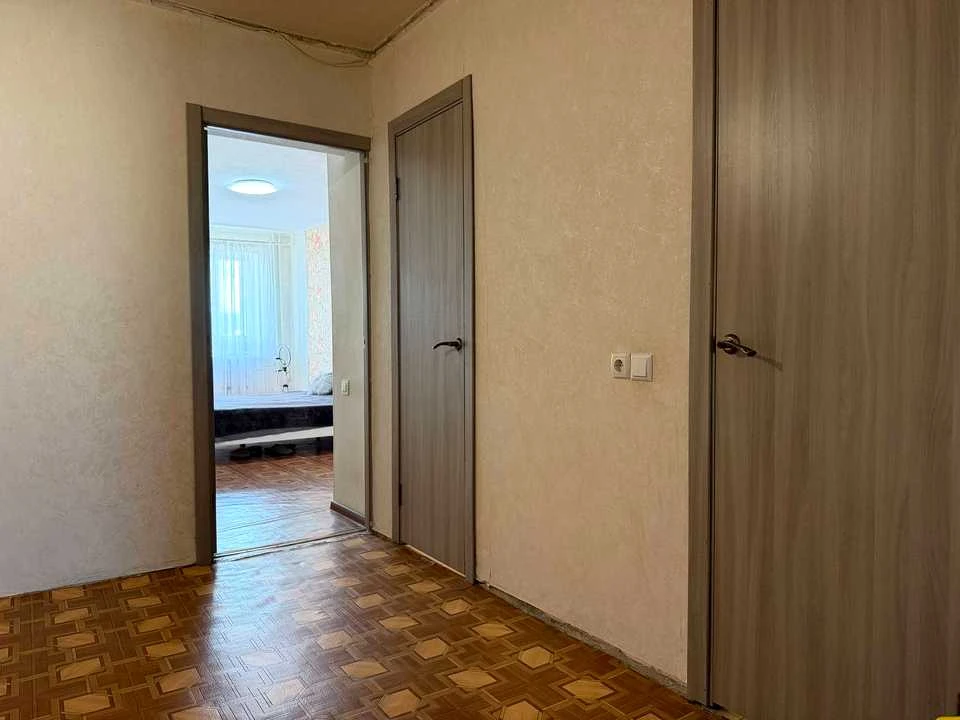 Квартира. Дніпро, Донецьке шосе